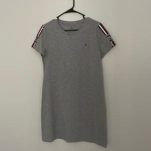Tommy Hilfiger T-shirt dress. M